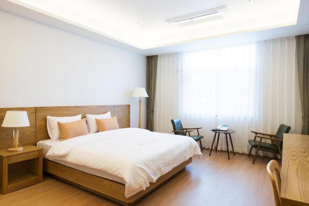 Lake 45 Hotel Naju Dış mekan fotoğraf